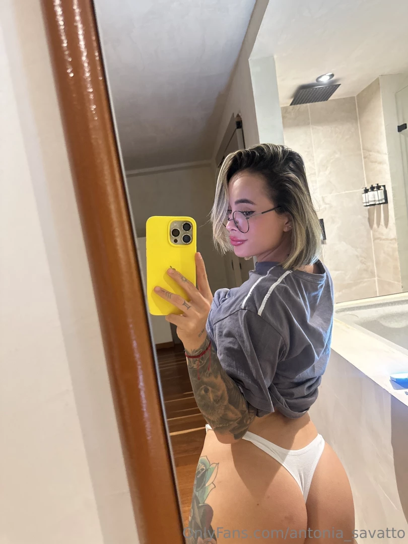 Do you like how i look with the thong on daddy 