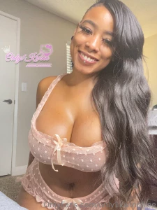 Do pink look good on me