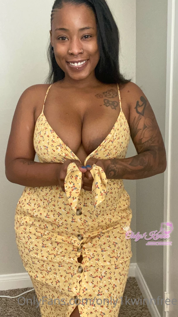 Pretty girl amp her pretty smile 