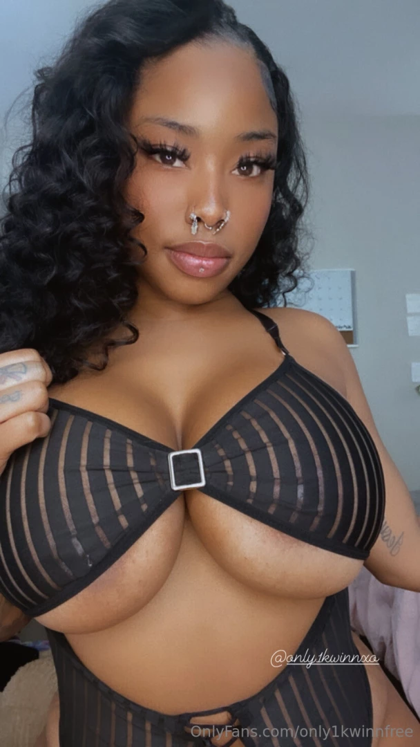 Thick amp juicy you like it like that baby 