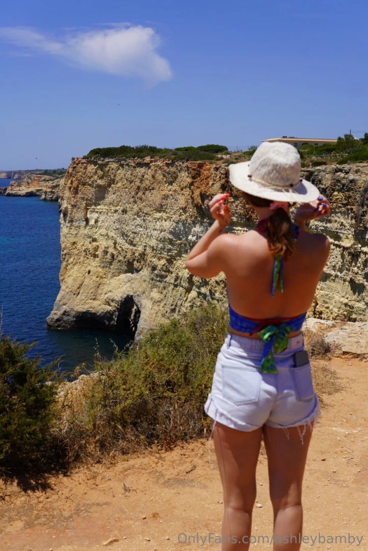 I want to go back it s beautiful isn t it 