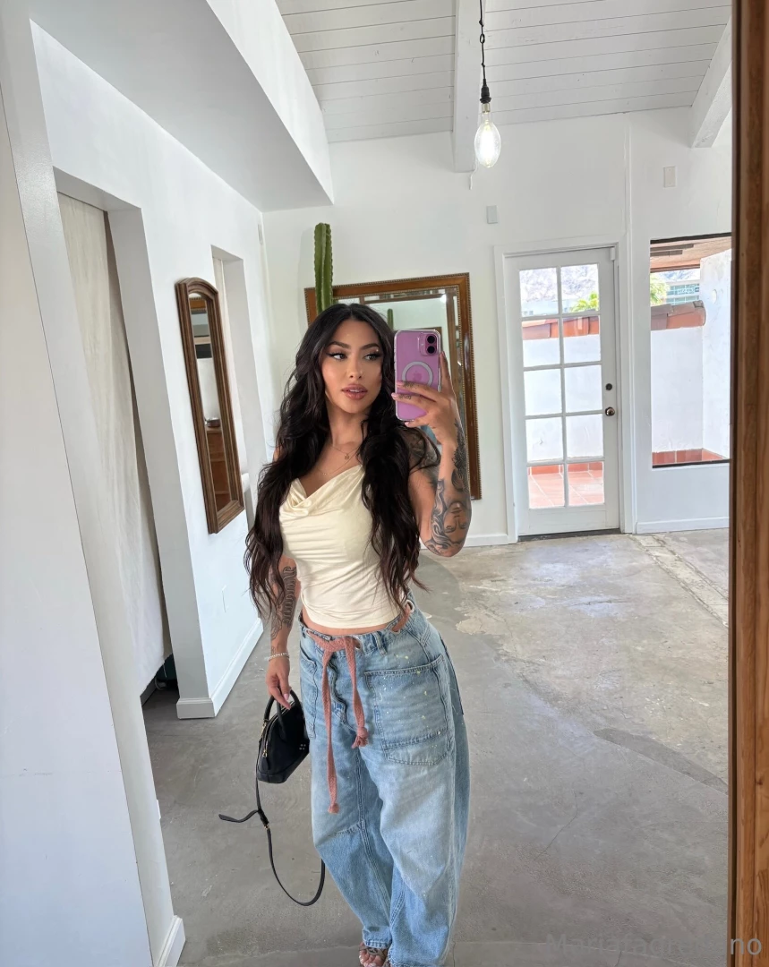 That post o glow hitting hard tonight 