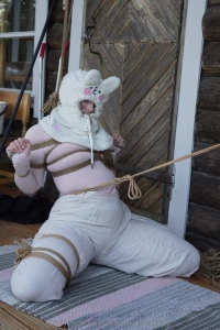 Travelsizebunny part 1