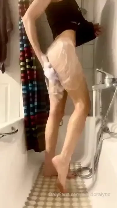 My last shower with sling on i can now shower without it 1 more week 