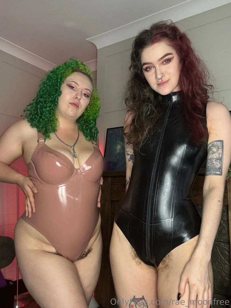 New collab with goddessellestar on my vip page rae_moon our 30 min 
