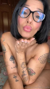 Wanna get to know me better let s chat and see where the conversation