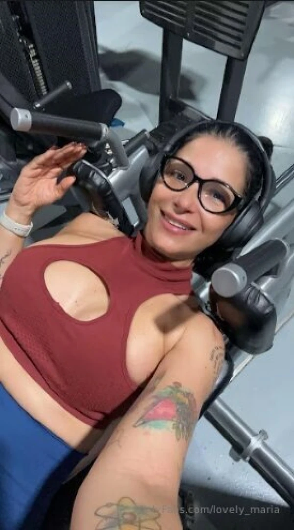 Workout s done muscles sore now looking for someone to stretch with 