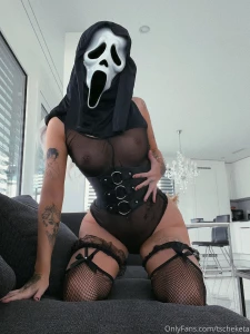 Check deine nachrichten f r pussy bilder im ghostface look - halloween