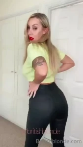 Do you think my arse looks sexy