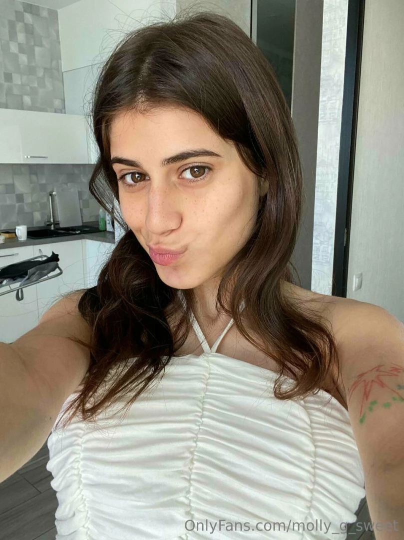 Which selfie makes you wish you could reach through the screen 