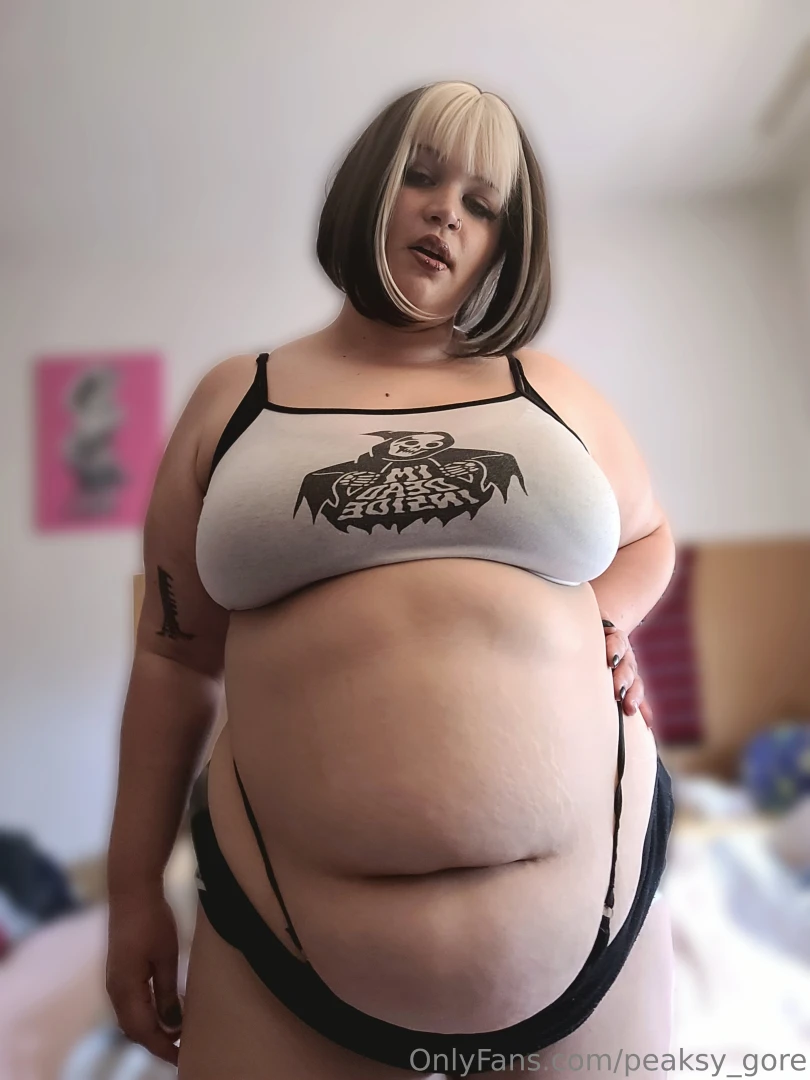 After a biiiiif stuffing session would you give me belly rubs part 1 