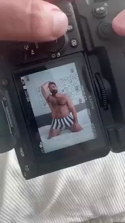 Just finished a photoshoot excited to see how the shots turned out 