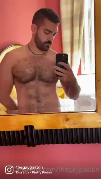 I had to be careful to make sure i didn t show any pubes for instagram 