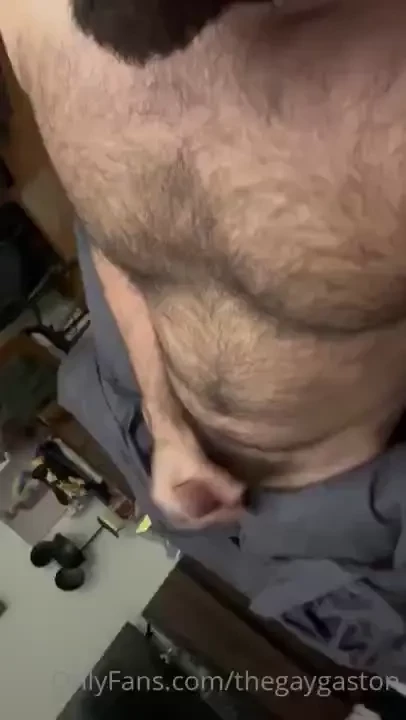 Starting the week with a quick monday morning wank 