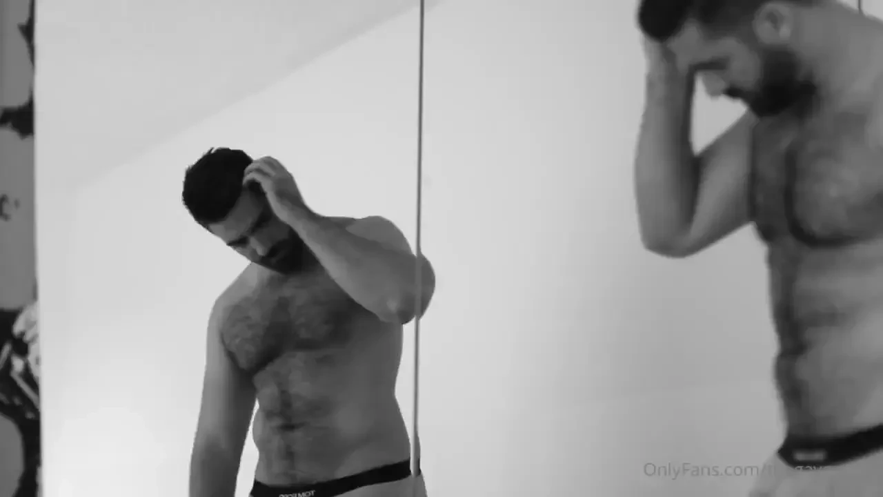 Do you like this look behind the scenes with ramonchristianphoto 