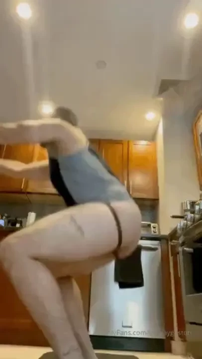 Some work out pics and gifs part 2 