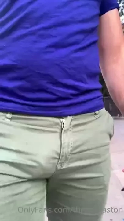 Mask yes underwear no 