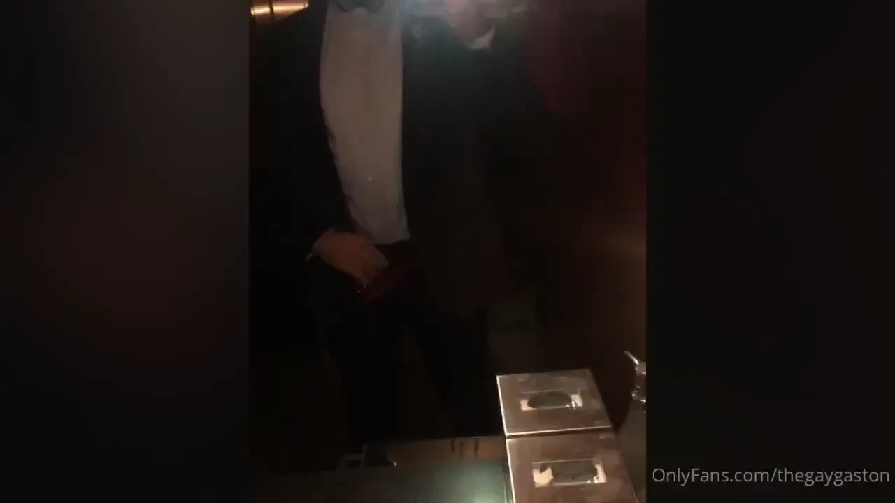 When you accidentally send your best friend a wank video like if you d part 1 