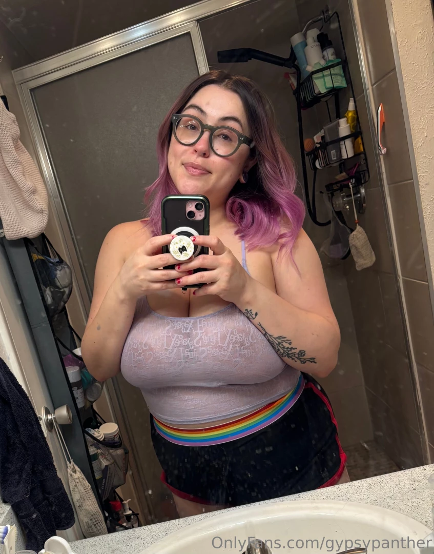 Don t you love the way this top holds my tits 