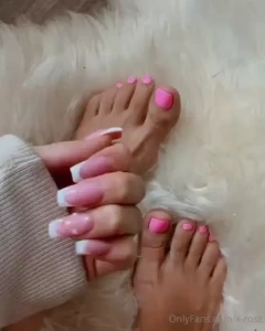 What would make a girl happy a new manicure of course so you can send