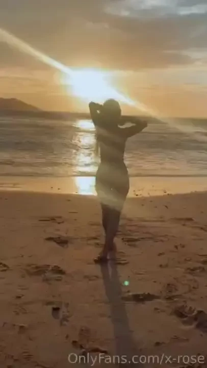 Share this moment with me by the ocean just you me and the sounds of 