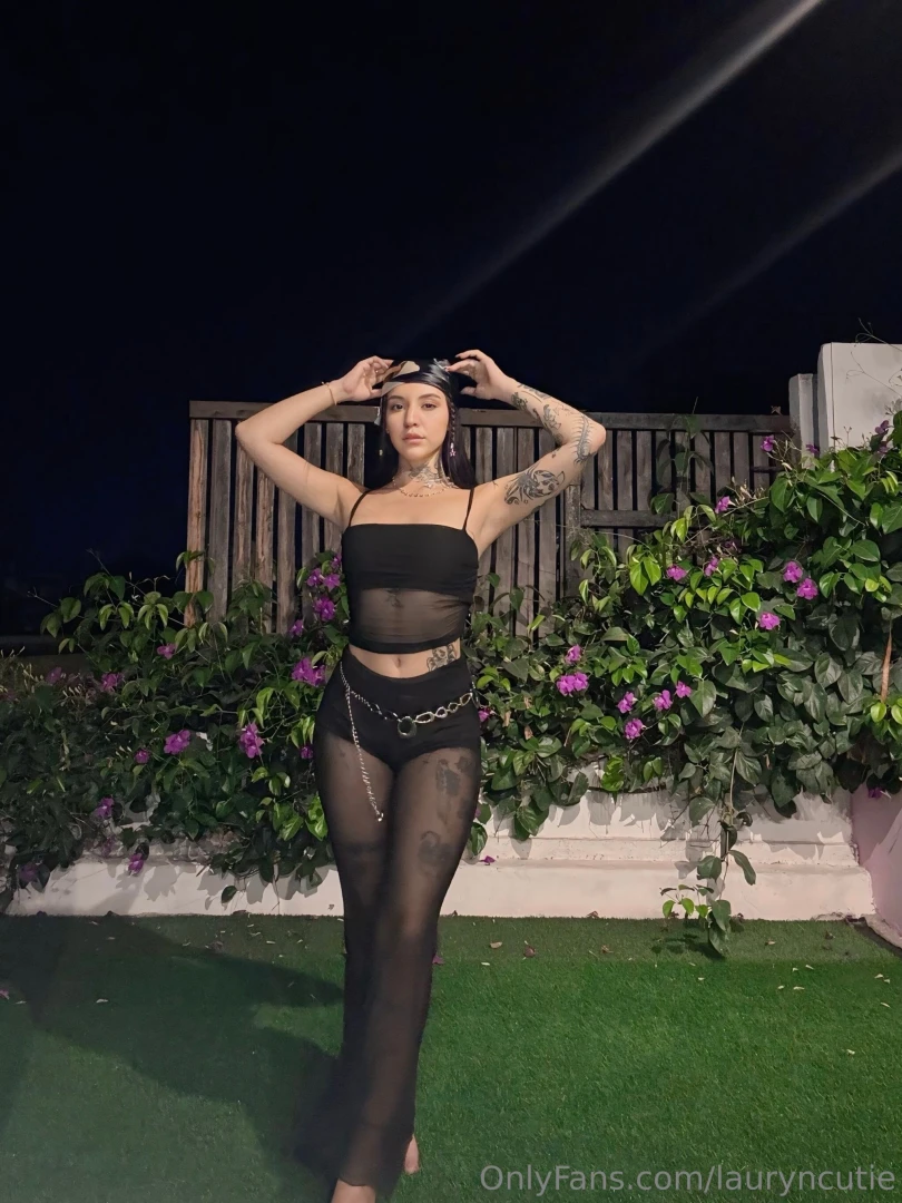 The darker the night the naughtier i feel 