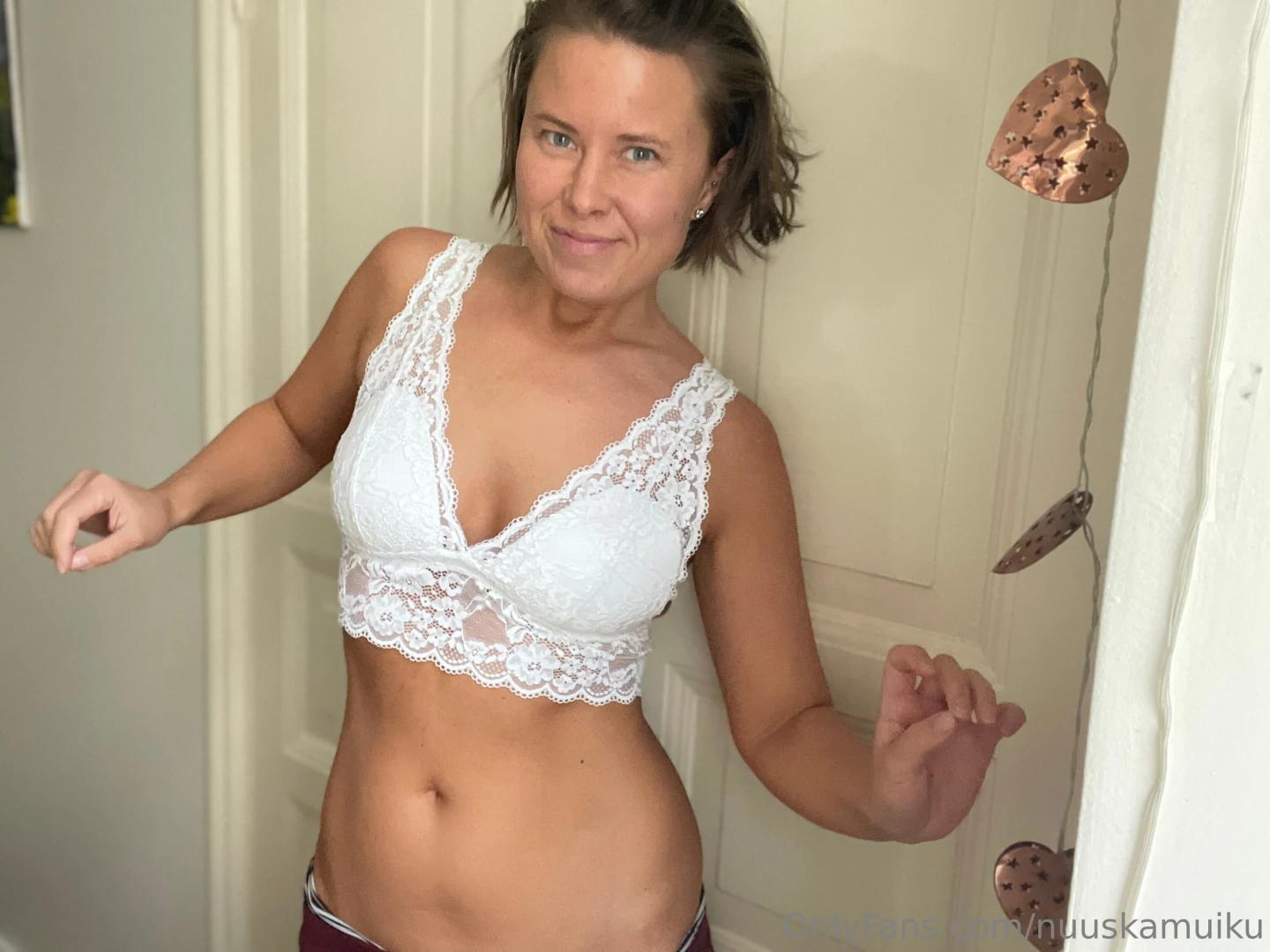 Party party had fun with fingers yesterday and today had fun with toys 