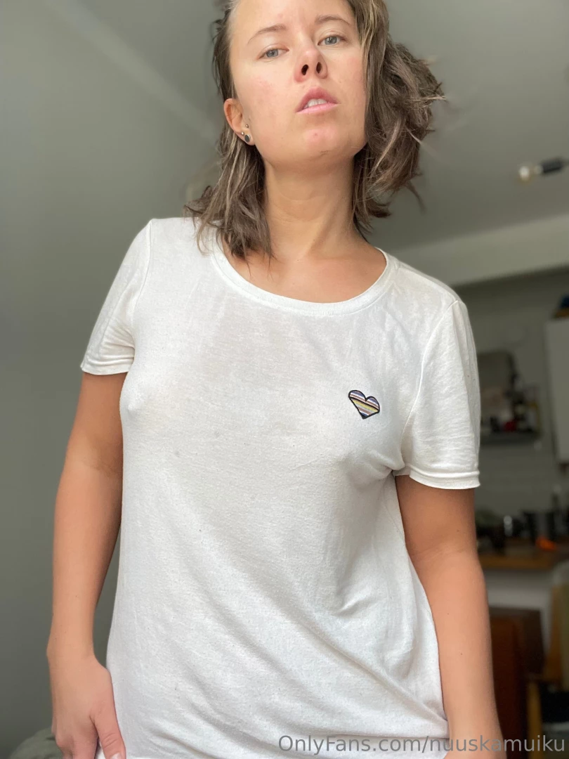 Something different from smiling face but also smile i didnt see the part 1 