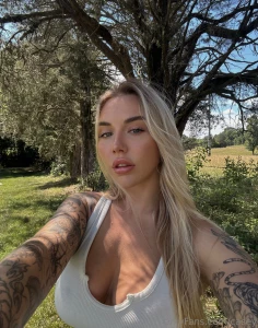 Here s a selfie for your hump dayyyyy