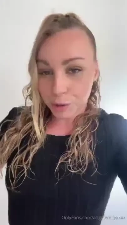 Hello my little darlings i hope you had a pleasant weekend as promised 