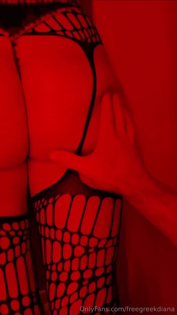 28 minutes of getting spanked throated and pussy fucked all ending 