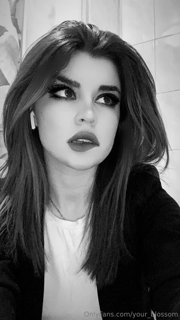 Honey you have no idea what a diverse girl i am and i would like to part 5 