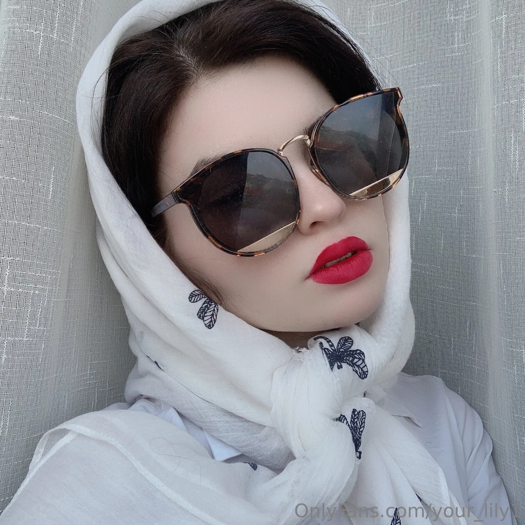 Honey you have no idea what a diverse girl i am and i would like to part 2 