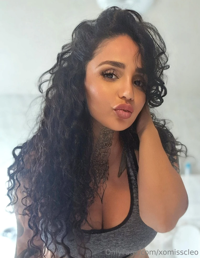 Free kisses anyone 