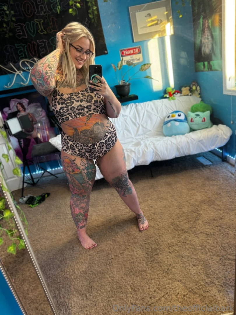 This leopard print lingerie looks hot right wanna see what s hiding part 1 