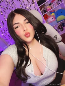 Guys i m posting so many hot bikini pics on my premium you need to go