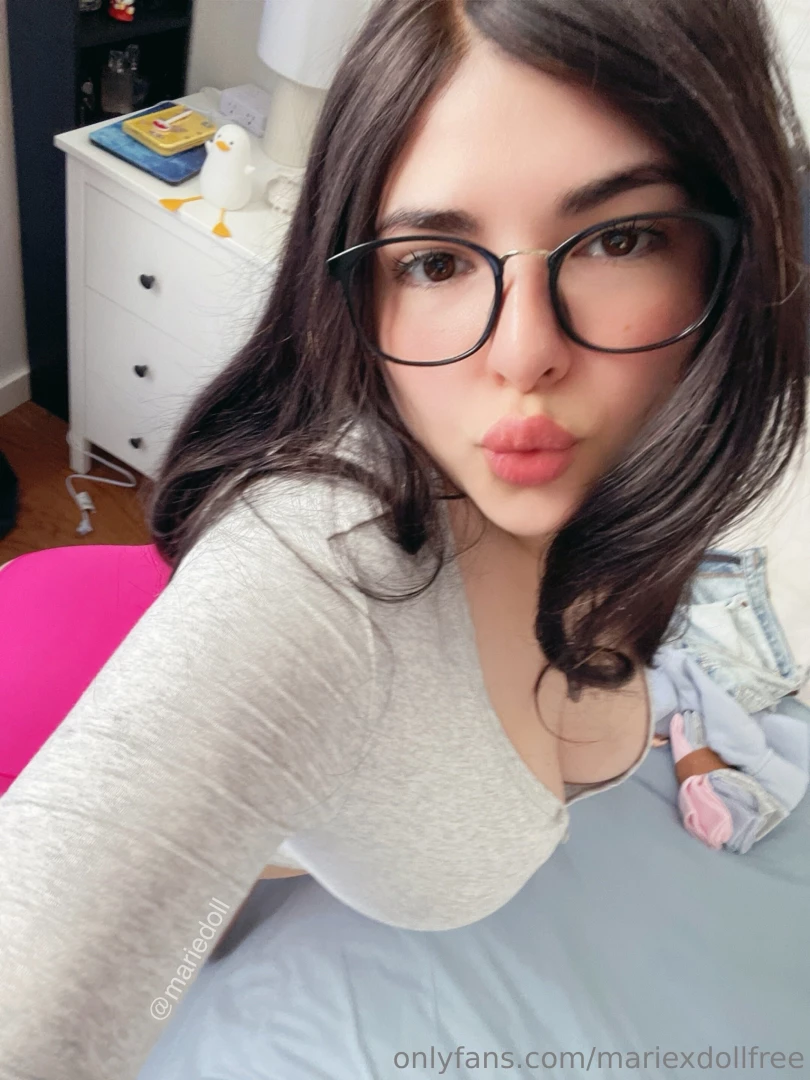 Super sub sale on my premium page mariedoll go see my new tiny bikinis 