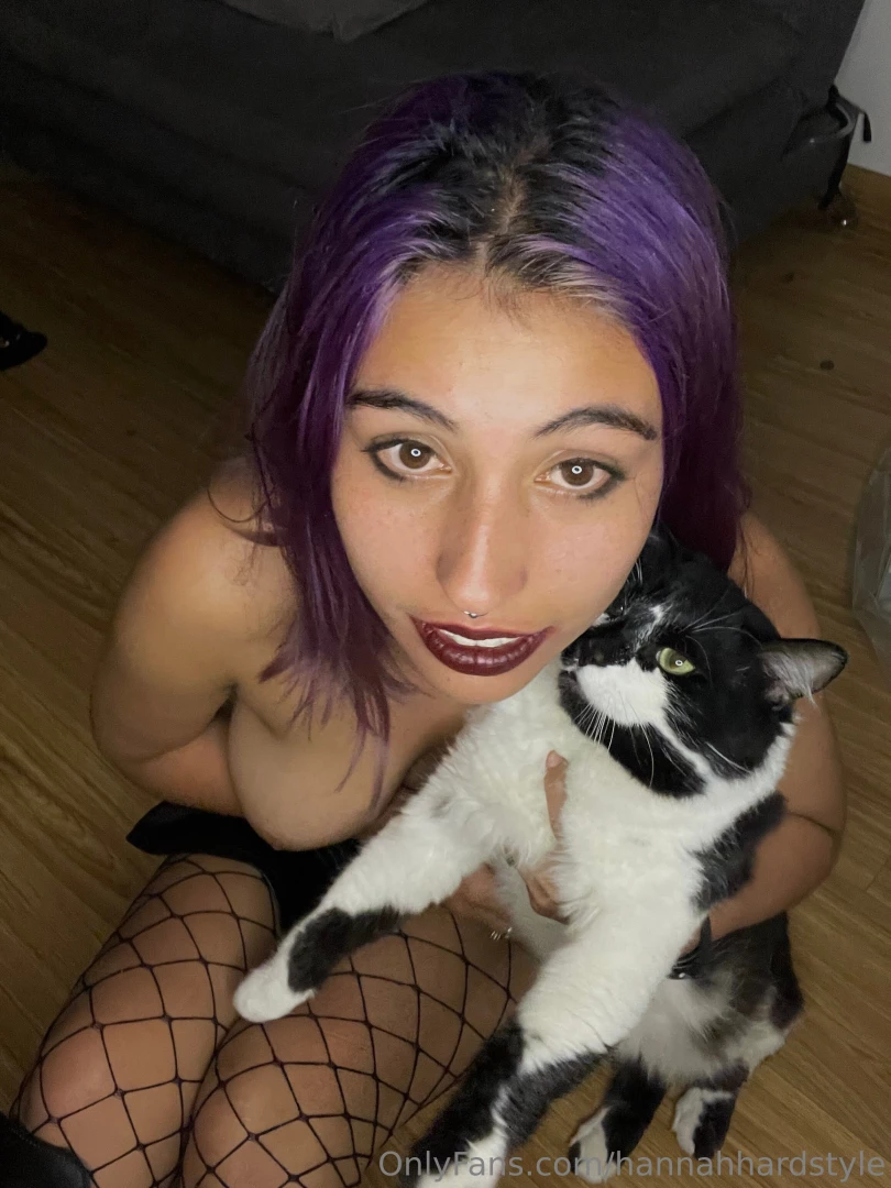 Fine i ll show you my pussy 