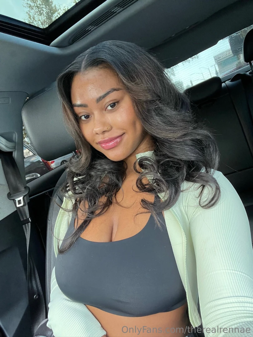 Gonna check my dms and i better see your dick in there 