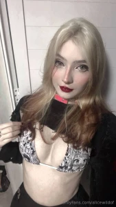 Let s make some naughty memories together are you in