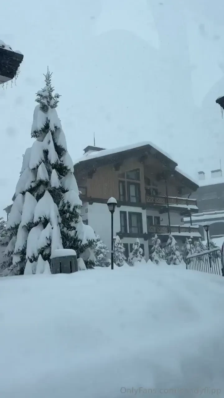 I am still impressed by this snowy trip and want to share its magic 