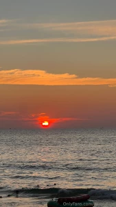 Every time the sun touches the horizon time seems to stand still these