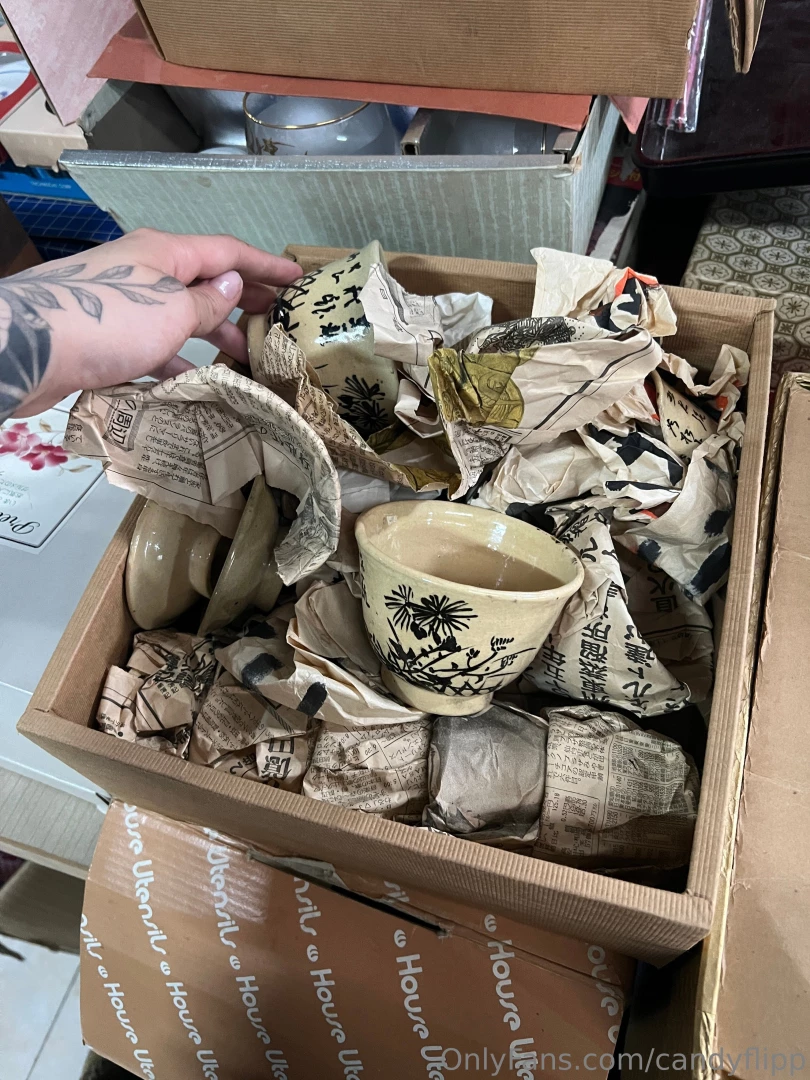 I looked in a china shop and it was like i was in another world on one 