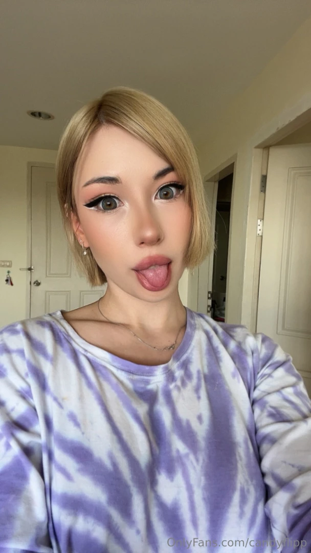 Life s like a bouquet of roses you gotta stop and smell em all embrace 