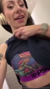 Going back to the gym tonight should i film more clips like this in