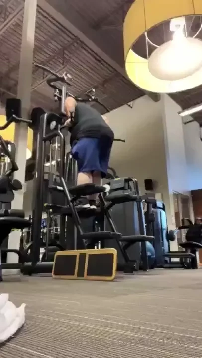 Halo all well tonight i worked my body in the gym but also flexed my part 3 