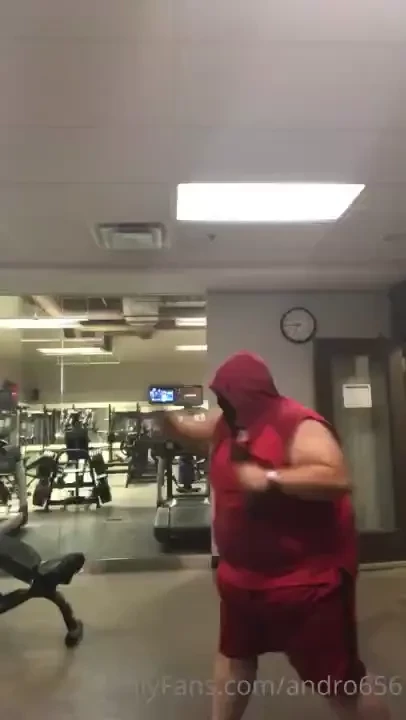 First off just wanna say it s sooooooo awesome to be back at my gym so part 5 