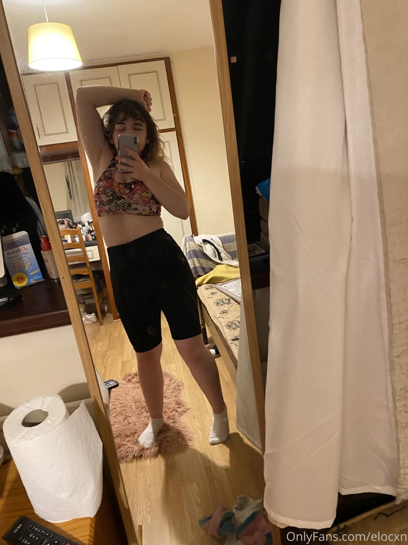 Dm me if you want me to strip 