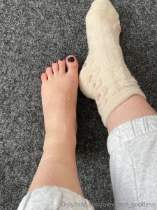 Warm tea warm socks and your tips - that s all what i need this winter part 1