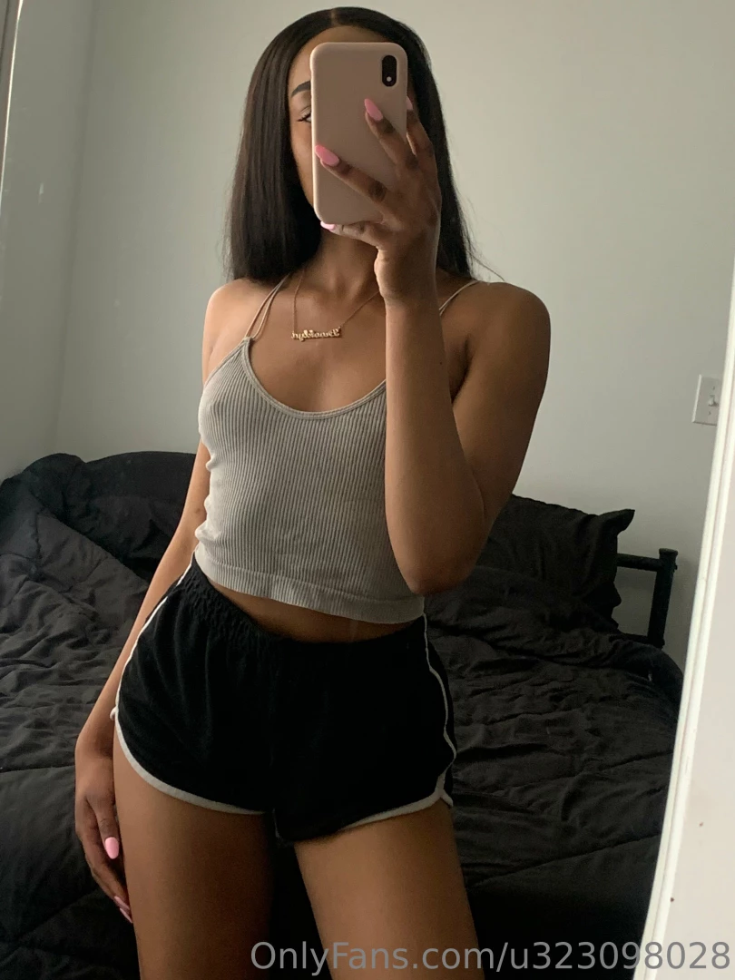 Feelin lonely chat me 